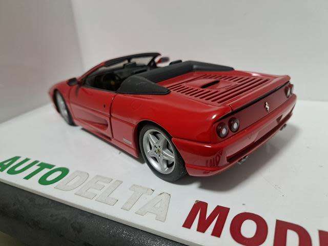 1:18 FERRARI F355 SPIDER