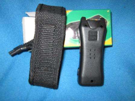 Tazer with built in torch (S)