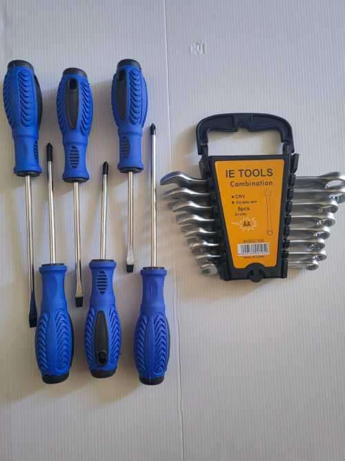 6 Screw driver set and 8 spanner set