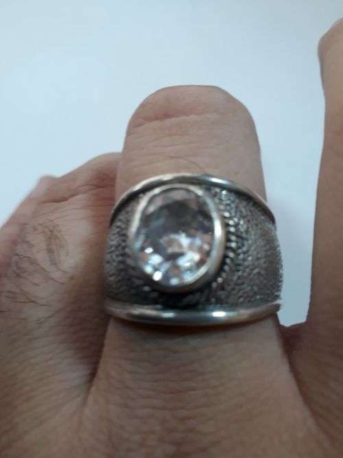 925 silver ring with 3ct Topaz