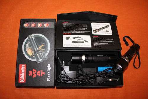 200 Lumens **Super Bright Rechargeable Flashlight**