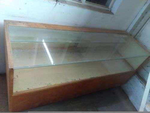 VINTAGE SHOP DISPLAY CABINET