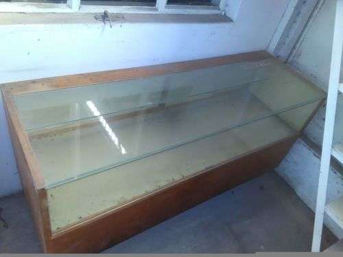 VINTAGE SHOP DISPLAY CABINET