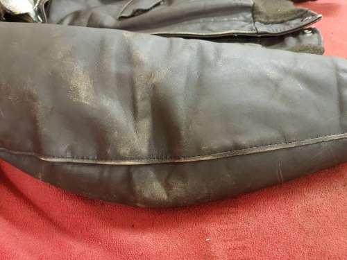 VINTAGE LEATHER PILOT JACKET - USED