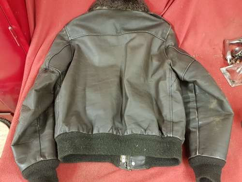 VINTAGE LEATHER PILOT JACKET - USED