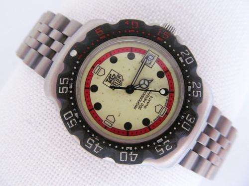 TAG HEUER F1 CLASSIC MIDSIZE QUARTZ WATCH LUMINOUS/RED - OPEN TO OFFERS?