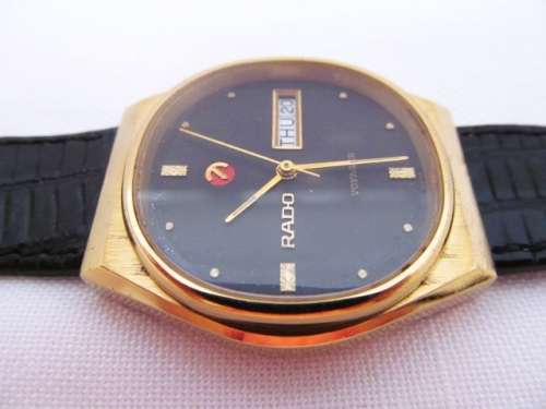 Vintage Rado Voyager Gold Plated Midsize Automatic Watch