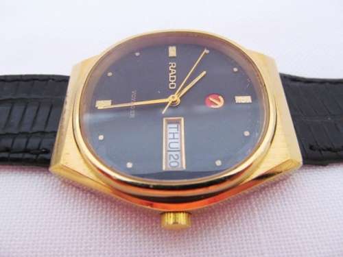 Vintage Rado Voyager Gold Plated Midsize Automatic Watch