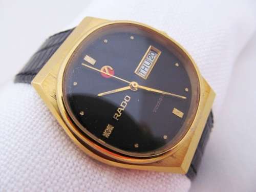 Vintage Rado Voyager Gold Plated Midsize Automatic Watch