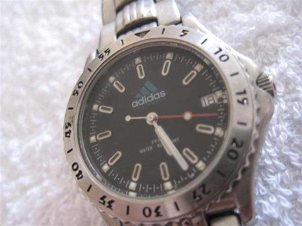 Vintage adidas watch top