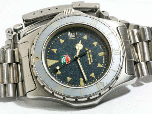 Authentic RARE TAG HEUER 2000 STEEL QUARTZ MEN`S NICE 962.206-2