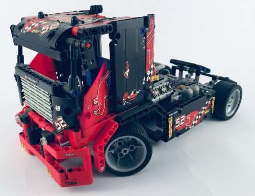 LEGO Technic 8041 Race Truck