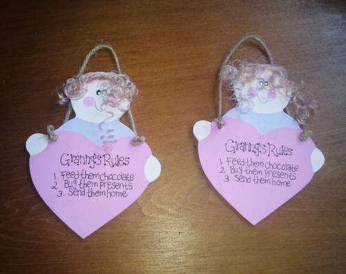 GRANNY RULES plaque