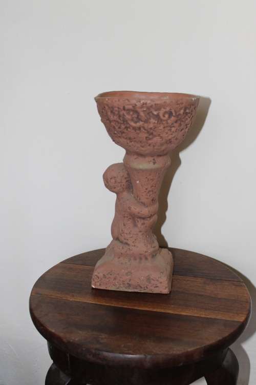 Unusual vase/flower pot