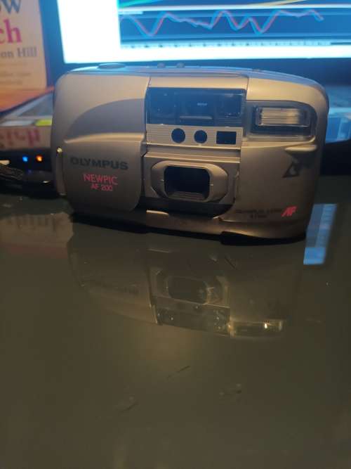 VINTAGE Olympus Newpic AF200 APS Point & Shoot Film Camera