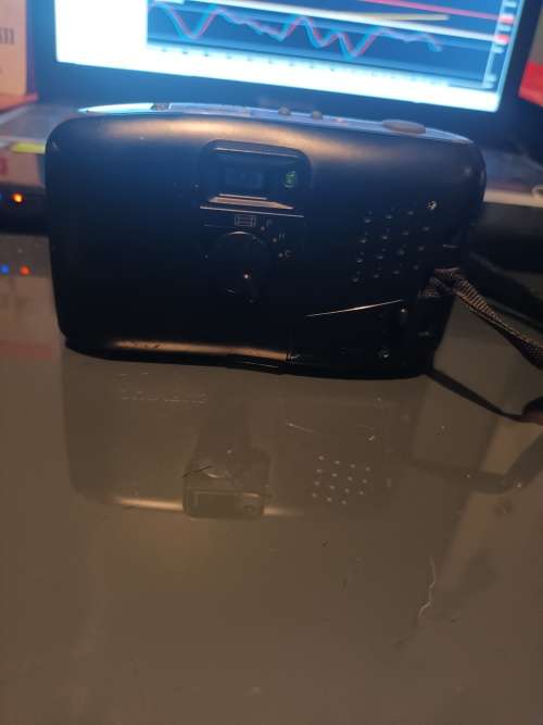 VINTAGE Olympus Newpic AF200 APS Point & Shoot Film Camera