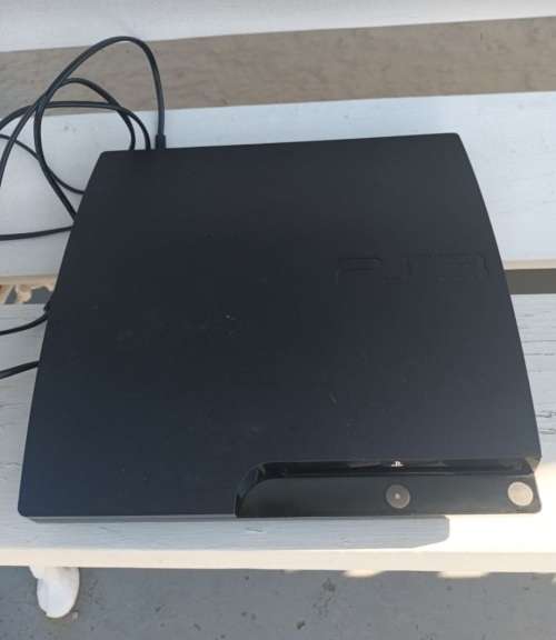 SONY PS3 Slim Console (Displaying NO SIGNAL to TV)