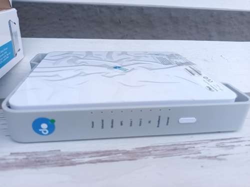 Pace 921VNX Wireless ADSL VDSL VoIP Gateway Router Modem with 3G USB Wifi