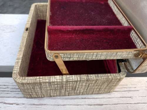 VINTAGE Farrington Texol Jewelry Box made in U.S.A.