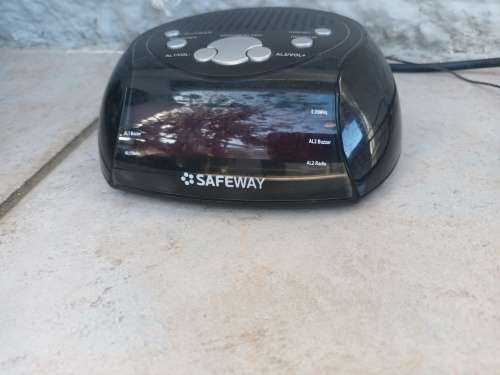 Safeway Alarm Clock FM/AM Radio SCR-101 BTS