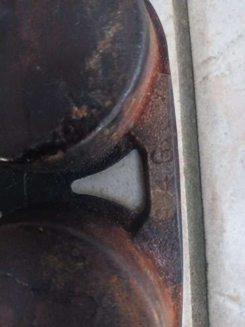 VINTAGE ERIE No.8 Cast Iron Muffin Pan 946