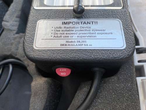 DL201 Hanheld Phototherapy Unit (Dermalamp SA)