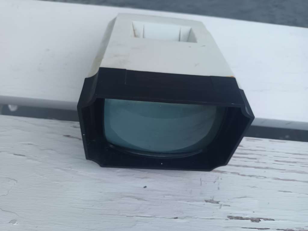 VINTAGE Halina Paramount Slide Viewer