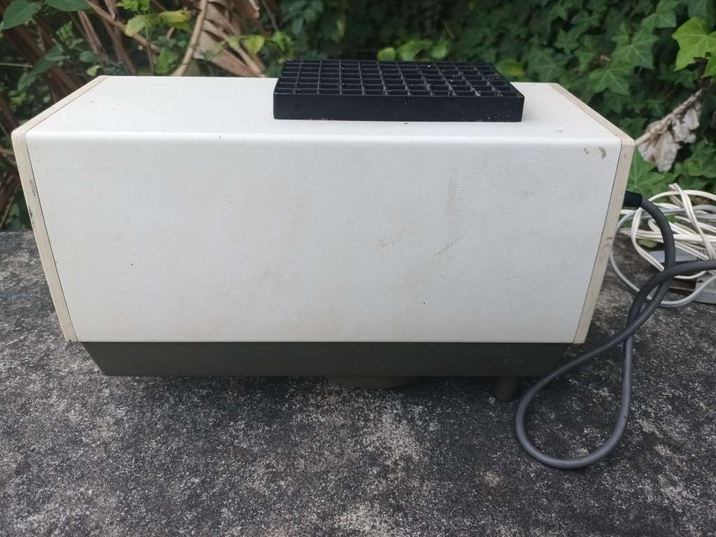 VINTAGE Cabin Toodee Slide Projector