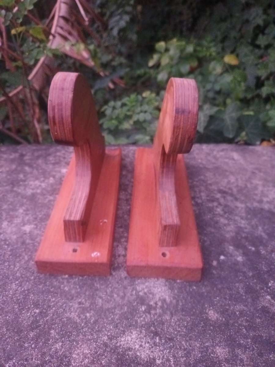 Curtain Rod Brackets × 2