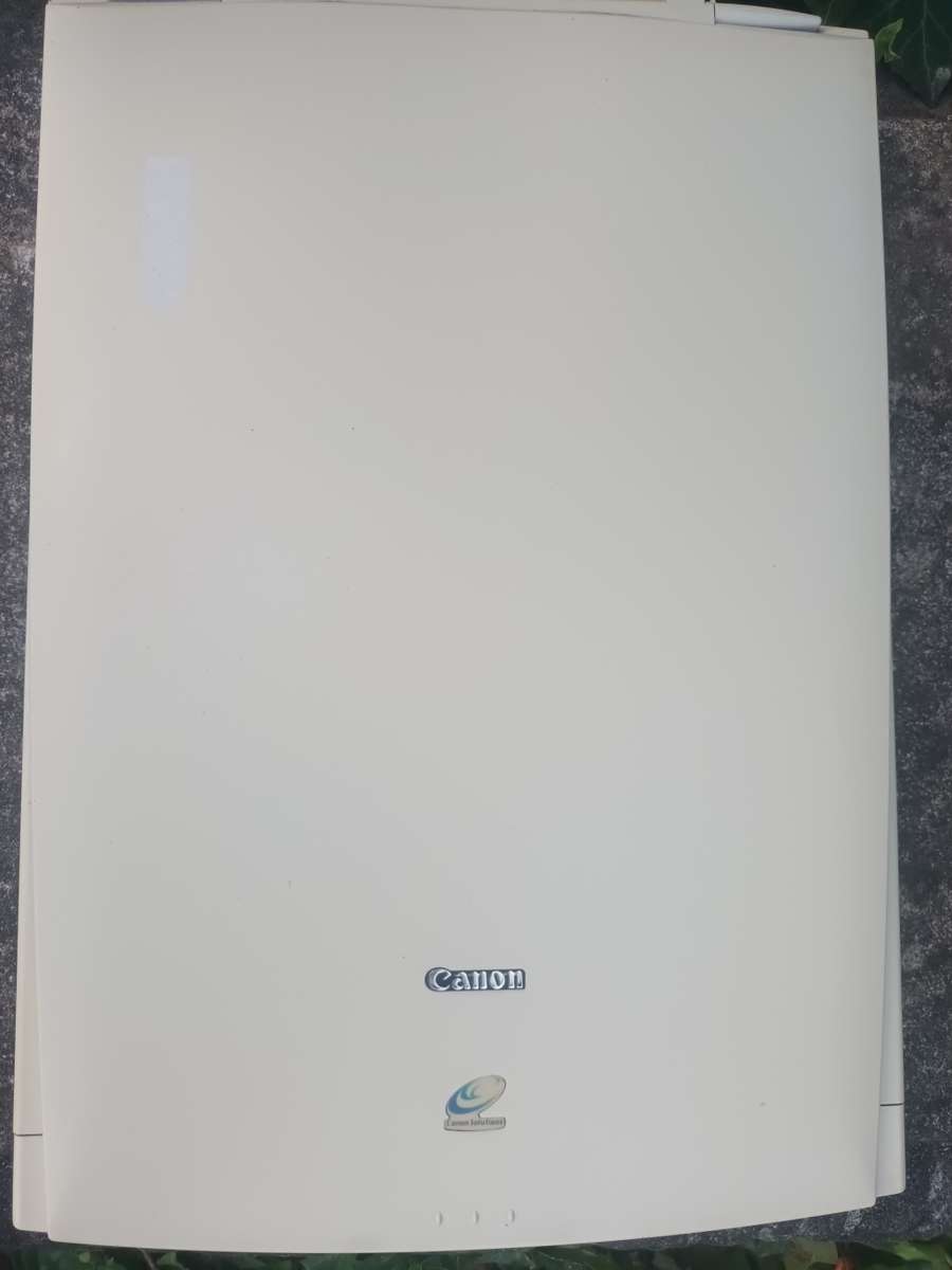 VINTAGE Canon Scanner CanoScan F915000 Retro Mainframe Collection
