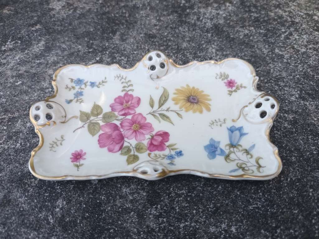 VINTAGE Rosenthal Moliere Germany Pierced Trinket Soap Dish Moss Rose Pattern Gold Trim