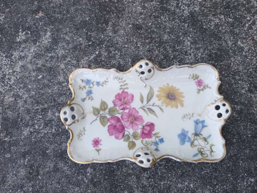 VINTAGE Rosenthal Moliere Germany Pierced Trinket Soap Dish Moss Rose Pattern Gold Trim