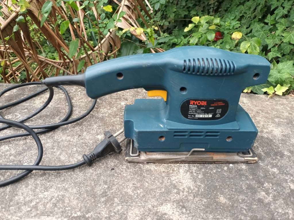 RYOBI HS335 Orbital Sander