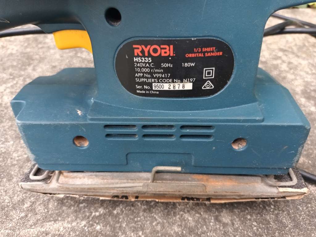 RYOBI HS335 Orbital Sander