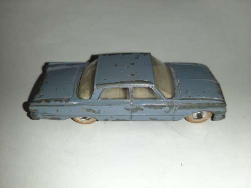South African DINKY TOYS  FORD FAIRLANE --148