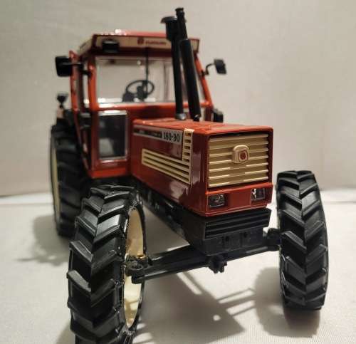 ROS FIAT 180-90 Turbo DT First Edition 1:18 Stand Model ROS REF:8003088103085