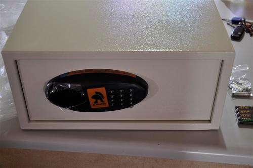 Brand new digital laptop safe Measurents are 200mm 430mm 350mm