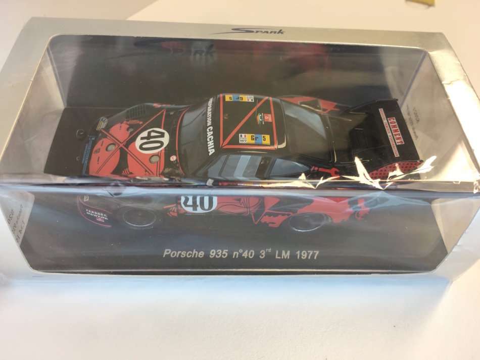 Porsche 935 #40 Le Mans 1975 Spark S2021