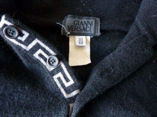 VERSACE 100% Cashmere Sweater Luxury Size M BLACK (Slim/Medium size body fit)