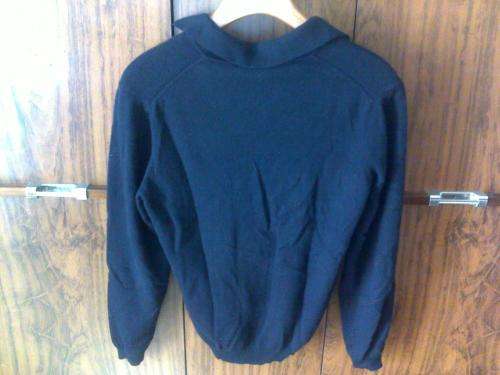 VERSACE 100% Cashmere Sweater Luxury Size M BLACK (Slim/Medium size body fit)