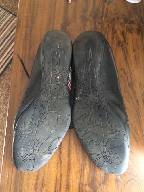 Paul Smith genuine sneakers size 9 to 9.5 very high quality.