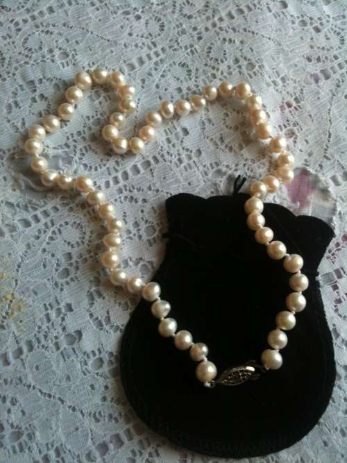 7-8mm Akoya Cultured Pearl Necklace - Very Beautiful and Heavy 42cm Long