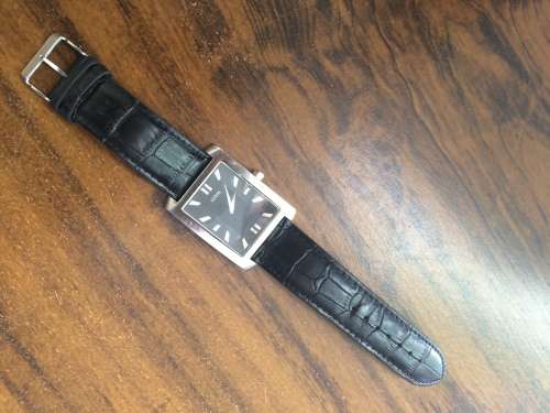 Guess Watch with genuine leather strap QUALITY - WORKING ORDER BARGAIN