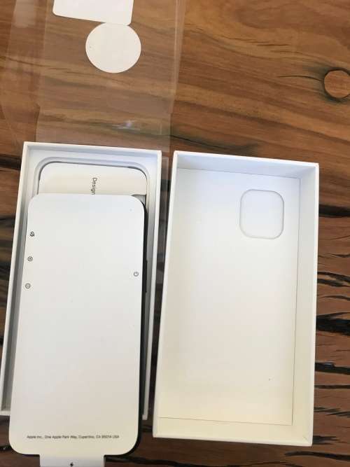 Apple Iphone 12 Mini Black Unlocked 64gb - Very good condition, used indoors only - Bargain