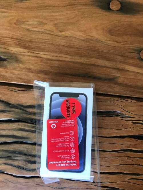 Apple Iphone 12 Mini Black Unlocked 64gb - Very good condition, used indoors only - Bargain