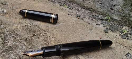 Montblanc Meisterstuck 149 Fountain Pen 18K Medium Nib - Early 1991 Model Authentic