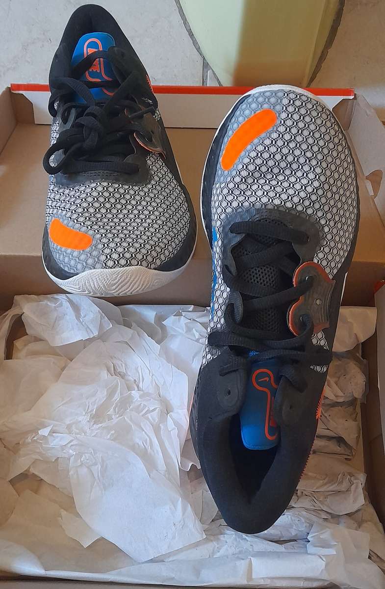 Nike Renew Elevate 2 Sneakers Size 10 Eur 43 - Bargain Unworned