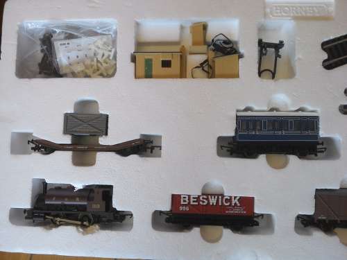 HORNBY CITY INDUSTRIAL SET