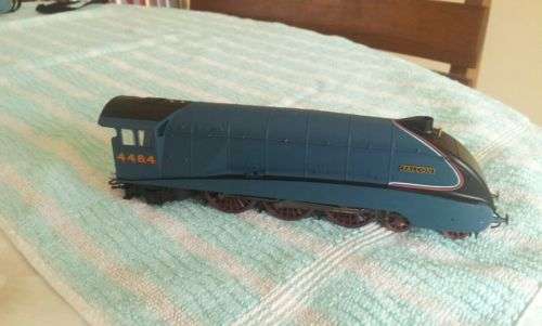 HORNBY - A4 LOCOMOTIVE