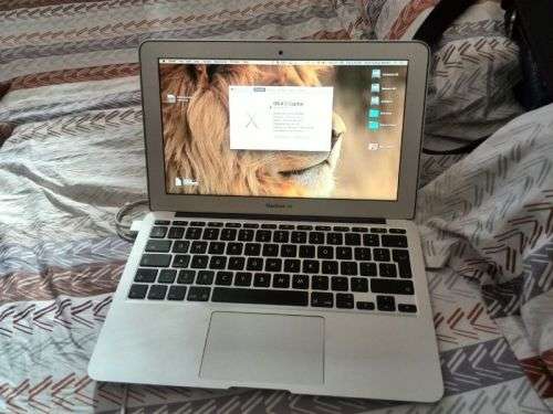 11" Macbook Air i5 1,3Ghz 4GB Ram and 256 SSD